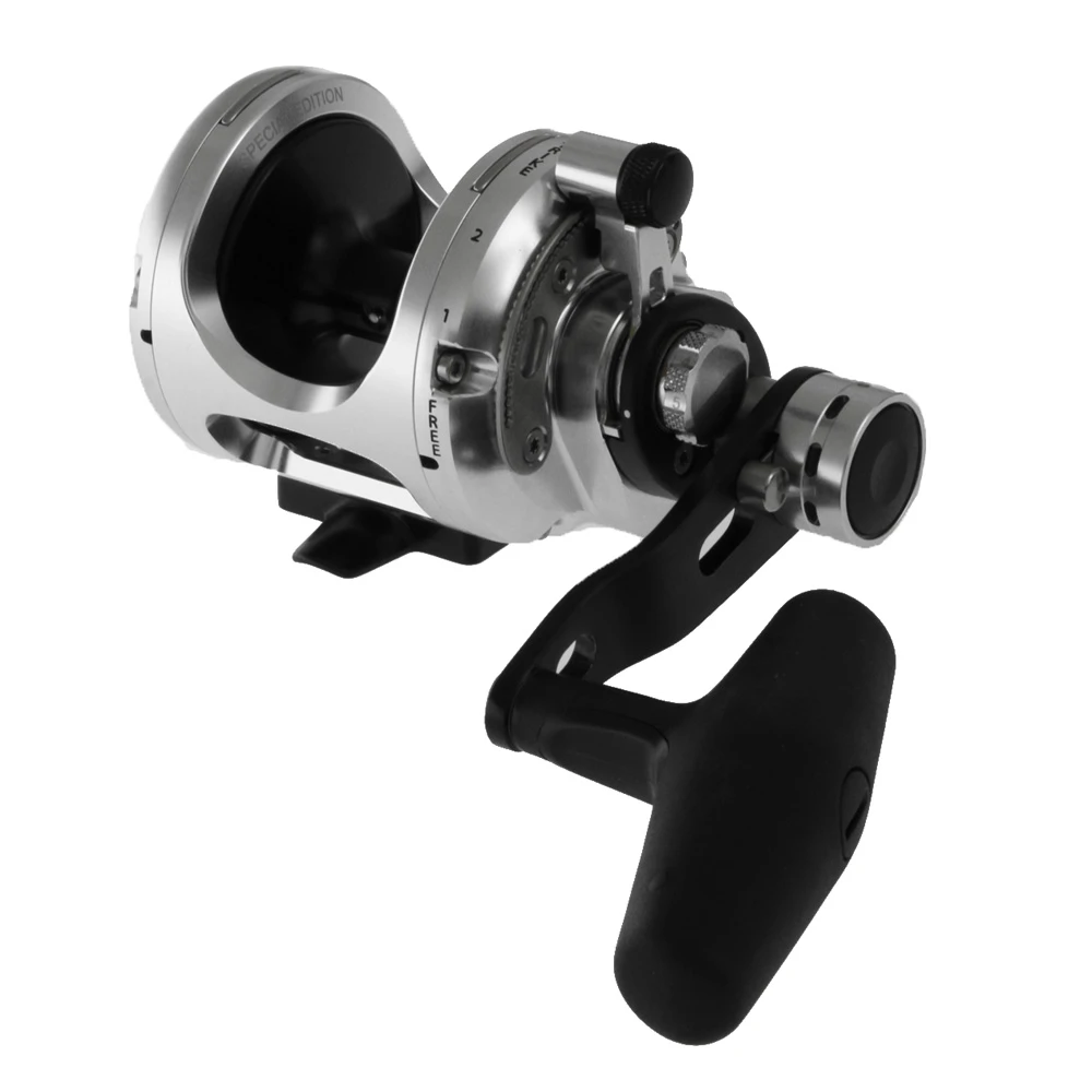 Okuma Makaira 10II SEa 2-Speed Lever Drag Reel Silver - Image 4